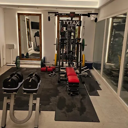 Apartment Amazing - Pool Gym Sauna Extra Buchbar